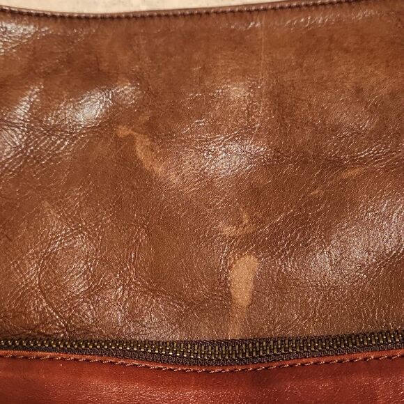 Pikolinos Brown/Garnet Tricolored Leather Cuero Hobo Handbag